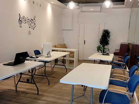 alquilar-oficinas-coworking-barcelona 03