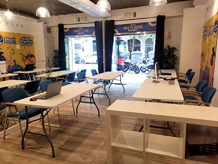 alquilar-oficinas-coworking-barcelona 04